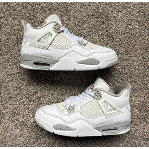 Nike Air Jordan 4 Retro White Oreo Size 5.5 Youth (Size 7 Women's)